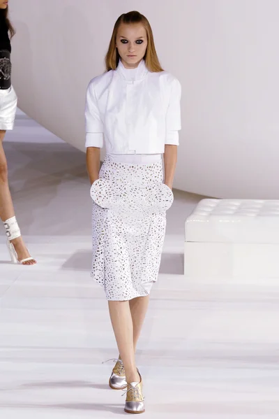Look 43